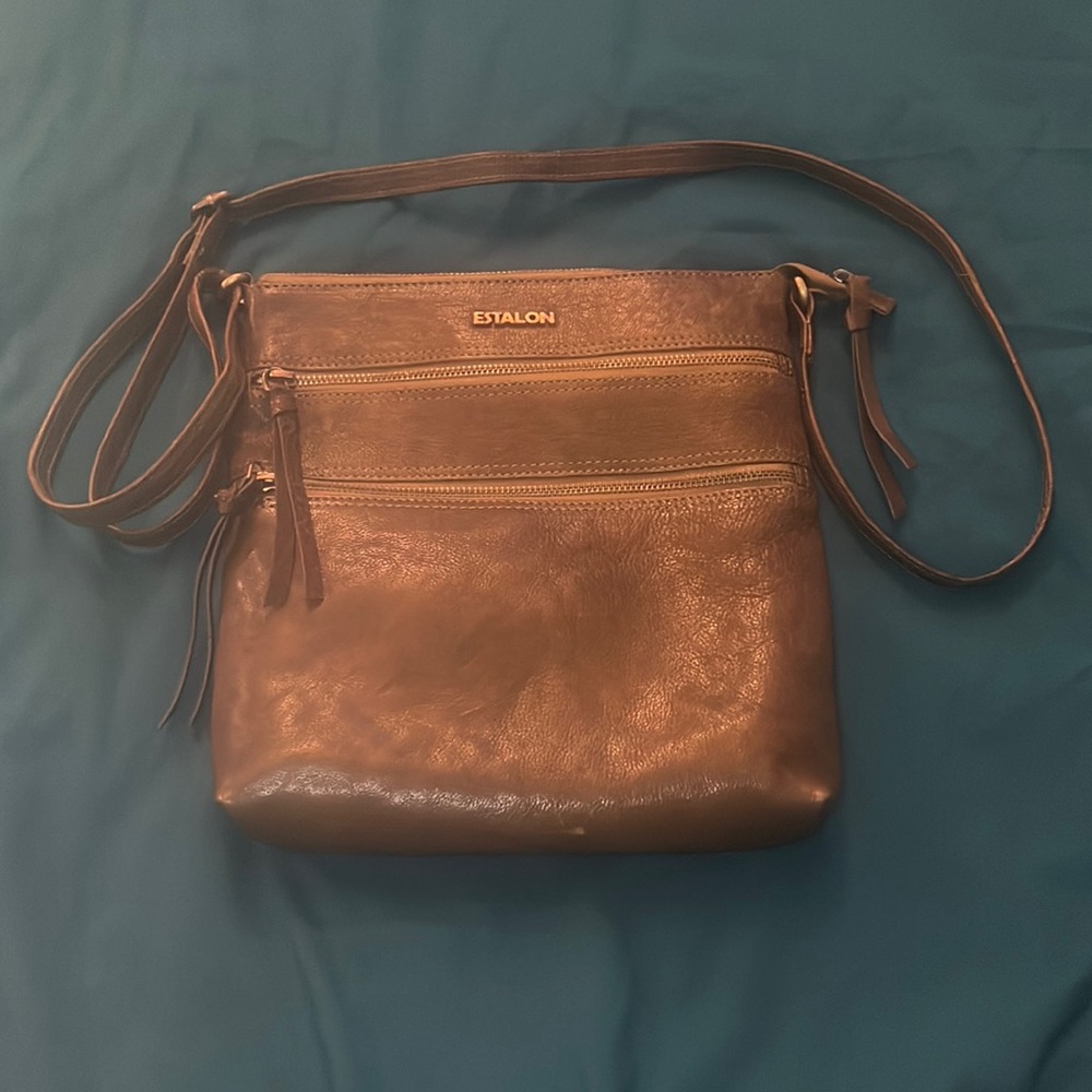 Estalon leather purse